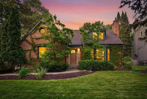 115 Blake Rd S, Hopkins, MN 55343