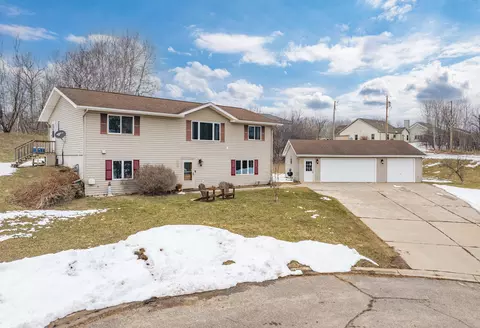104 Northwest Ave, Bovey, MN 55709