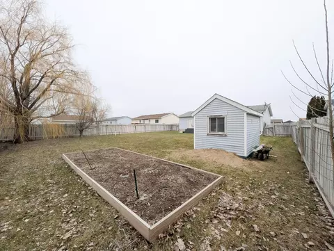 Exterior - 205 4th St E, Horace, ND 58047 photo 16 of 18