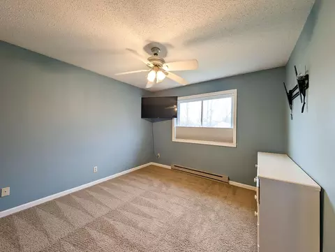 Bedroom - 205 4th St E, Horace, ND 58047 photo 3 of 4