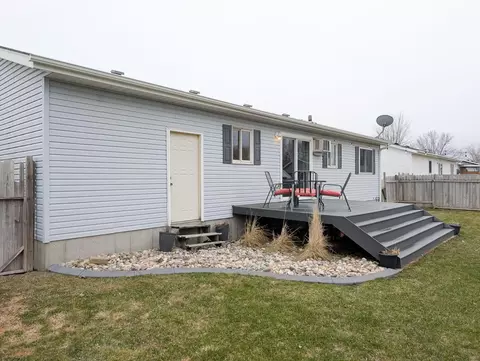 Exterior - 205 4th St E, Horace, ND 58047 photo 10 of 18