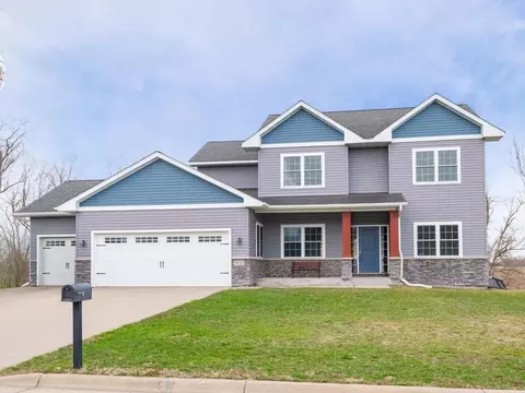956 Farmers Ridge Trl, Belle Plaine, MN 56011