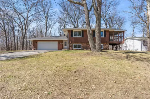 2030 Crestview Ln, Brainerd, MN 56401