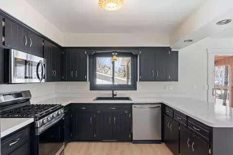 Kitchen - 2030 Crestview Ln, Brainerd, MN 56401 photo 2 of 3