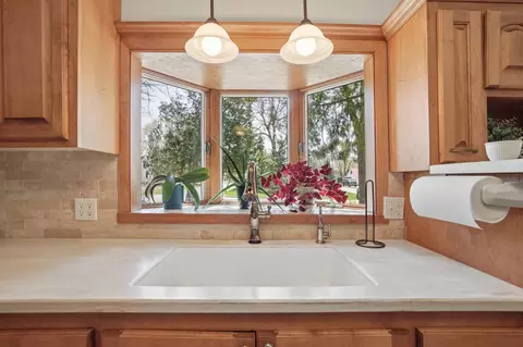 Kitchen - 5770 Main St W, Maple Plain, MN 55359 photo 3 of 6