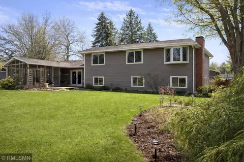 5770 Main St W, Maple Plain, MN 55359