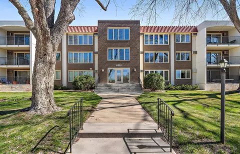 4401 Parklawn Ave #301W, Edina, MN 55435