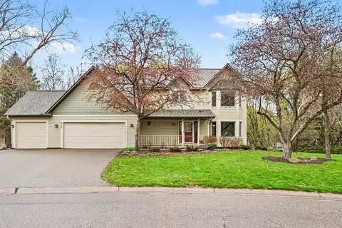 675 Bridle Ridge Cir, Eagan, MN 55123