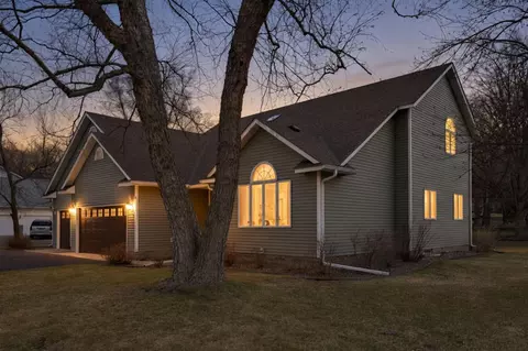 912 10th Ave N, Sartell, MN 56377