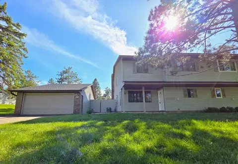 4710 Lenore Ln, Eagan, MN 55122