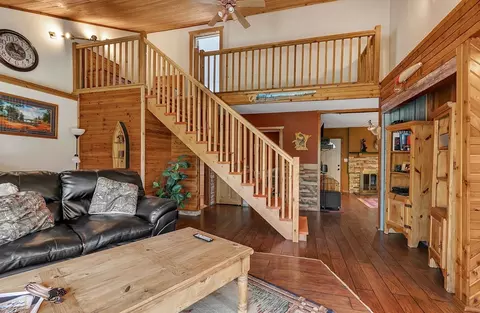 Living - 664 Roosevelt Rd, Saint Cloud, MN 56301 photo 3 of 5
