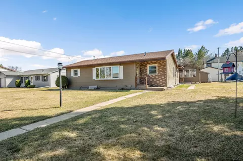 104 Sebenius St, Coleraine, MN 55722