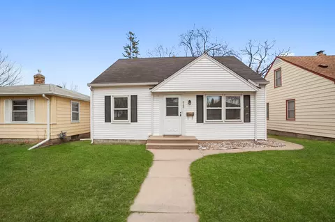 5152 Washburn Ave N, Minneapolis, MN 55430