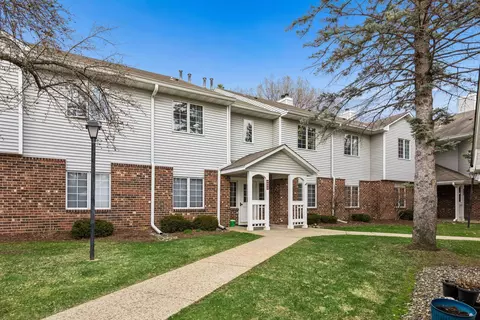 3563 Blue Jay Way #203, Eagan, MN 55123