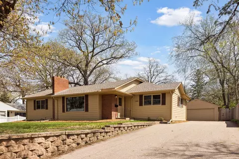 3100 Noble Ave N, Golden Valley, MN 55422