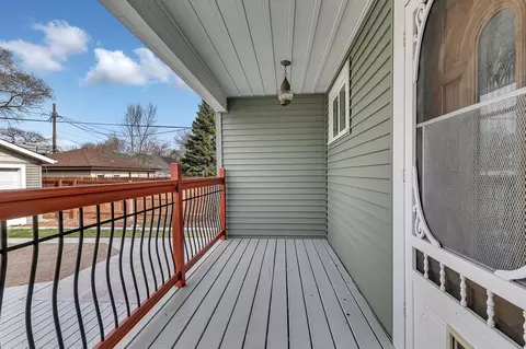 Exterior - 817 12th Ave S, Saint Cloud, MN 56301 photo 5 of 8