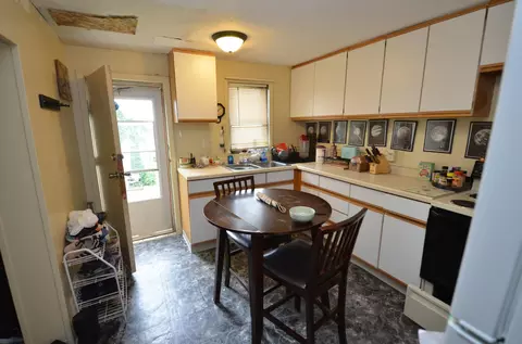 Kitchen - 1026 E 3rd St, Duluth, MN 55805 photo 1 of 3