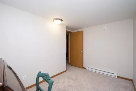 Bedroom - 505 8th Ave SE, Barnesville, MN 56514 photo 5 of 7