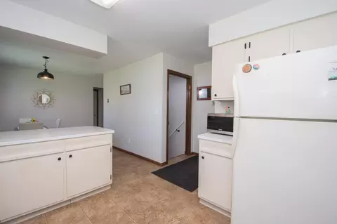 Kitchen - 505 8th Ave SE, Barnesville, MN 56514 photo 5 of 5