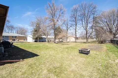 Exterior - 505 8th Ave SE, Barnesville, MN 56514 photo 2 of 6
