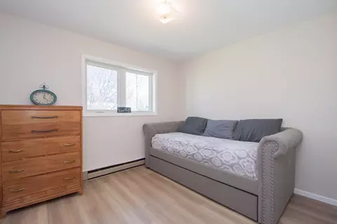 Bedroom - 505 8th Ave SE, Barnesville, MN 56514 photo 3 of 7