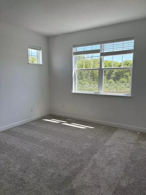 Bedroom - 20173 68th Ave, Corcoran, MN 55340 photo 2 of 4