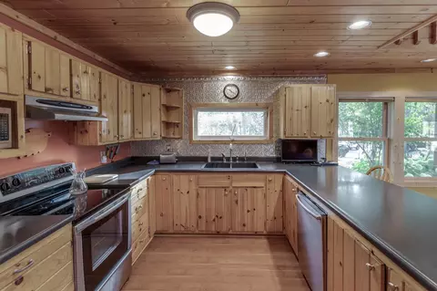 Kitchen - 671 Shore Haven Ln, Hackensack, MN 56452 photo 2 of 3