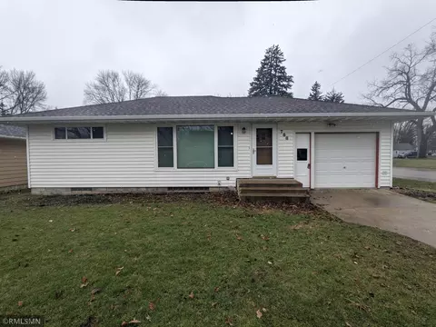 788 Clark Ave, Gibbon, MN 55335