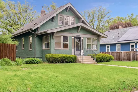 1413 Como Ave, Saint Paul, MN 55108