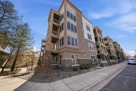 2201 Village Ln #A205, Bloomington, MN 55431