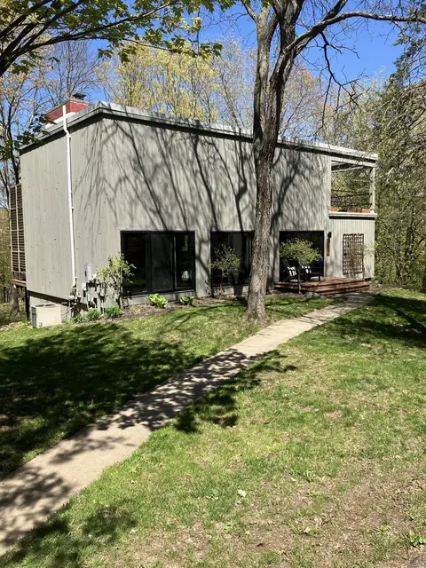 n6527 1323rd Street, Prescott, WI 54021