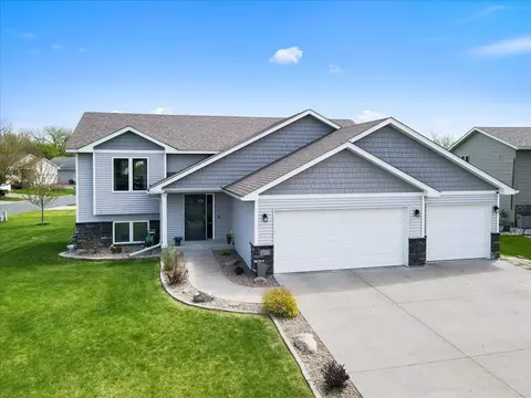 401 Fischer St NW, Montgomery, MN 56069
