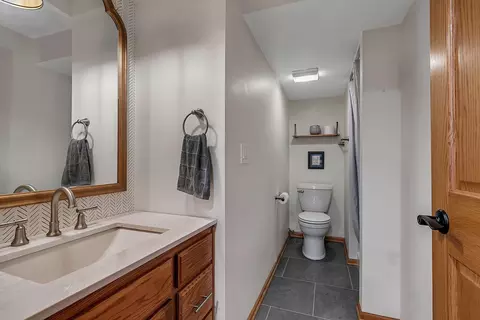 Bath - 4909 County Road 9 NE, Willmar, MN 56201 photo 1 of 5