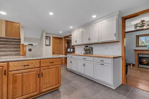 Kitchen - 4909 County Road 9 NE, Willmar, MN 56201 photo 5 of 5