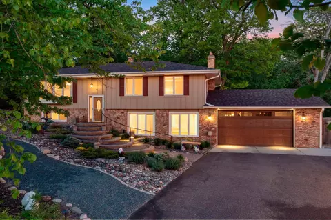 5946 W Bald Eagle Blvd, White Bear Township, MN 55110