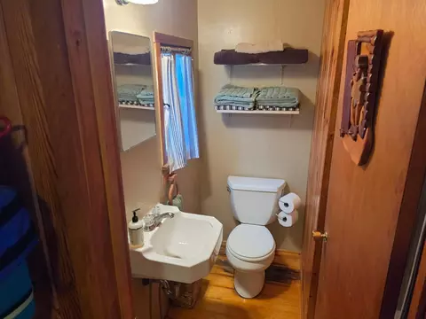 Bath - 20519 485th St, Mcgregor, MN 55760 photo 2 of 2