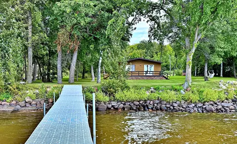 45951 Mille Lacs Pkwy, Isle, MN 56342