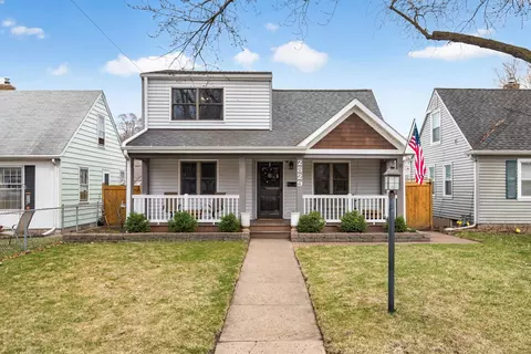 2829 Hampshire Ave S, Saint Louis Park, MN 55426