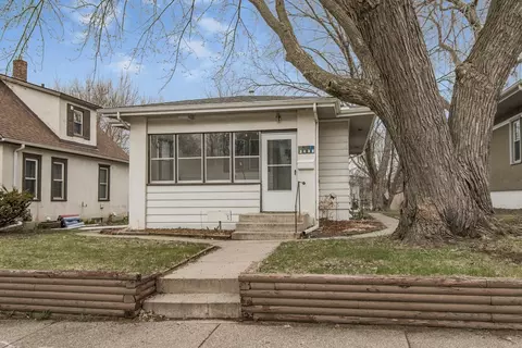 3438 Knox Ave N, Minneapolis, MN 55412