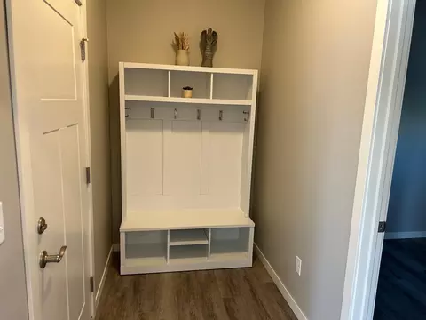 Entry Way - 306 Oslo Ave, Marshall, MN 56258 photo 1 of 1