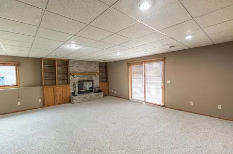 Living - 1011 Independence Ln N, Champlin, MN 55316 photo 9 of 10