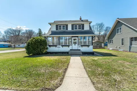 324 E Vasa Ave, Fergus Falls, MN 56537