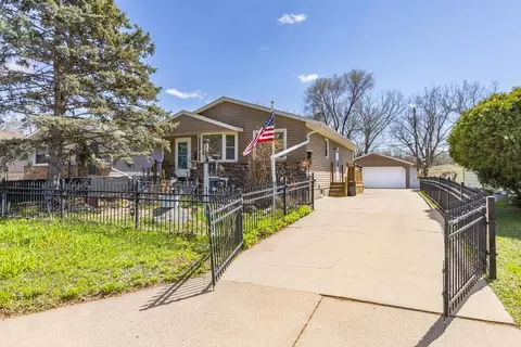 414 Nevada Ave E, Saint Paul, MN 55130