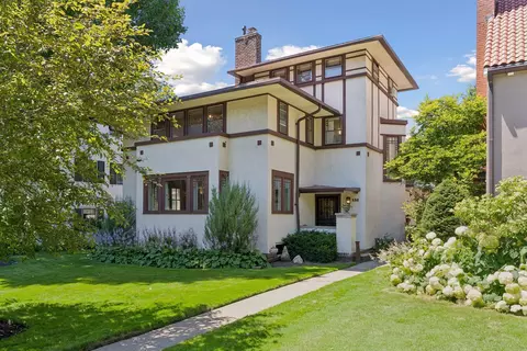 151 Woodlawn Ave, Saint Paul, MN 55105