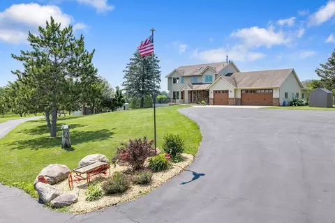 5875 Meadowlark Ln, Prior Lake, MN 55372
