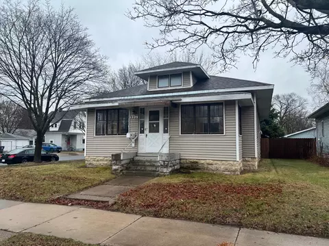 1334 Jackson St, La Crosse, WI 54601