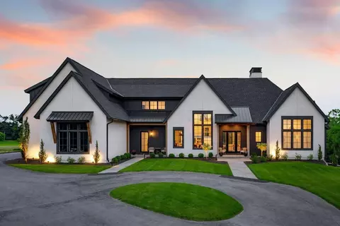 23861 Meadow Creek Dr, Loretto, MN 55357