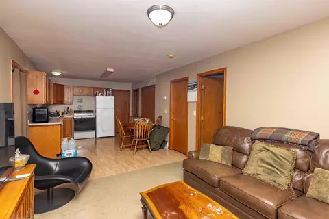 Living - 525 Bluff St, Enderlin, ND 58027 photo 2 of 5