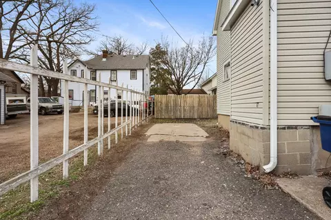 Exterior - 714 9th St S, Saint Cloud, MN 56301 photo 6 of 6