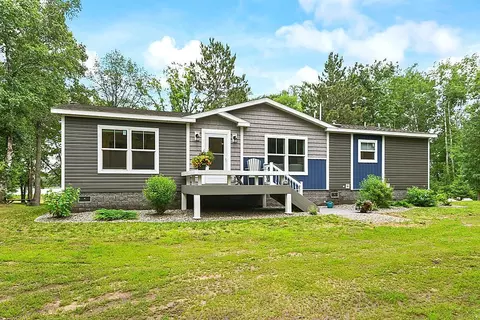 22673 106th St, Menahga, MN 56464